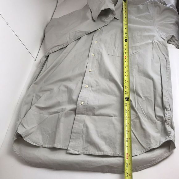 Eddie Bauer 2 Classic Fit Dress Shirts - Picture 11 of 12